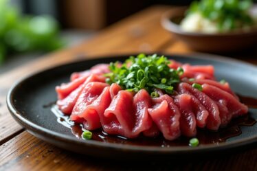 Tataki de bœuf : recette express, marinade savoureuse et cuisson rapide