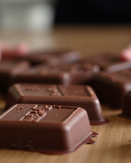 Fabriquer du chocolat artisanal : méthode complète en 8 étapes